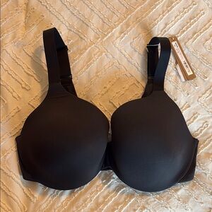 NWT Skims Smoothing Intimates full coverage lightly lined Bra